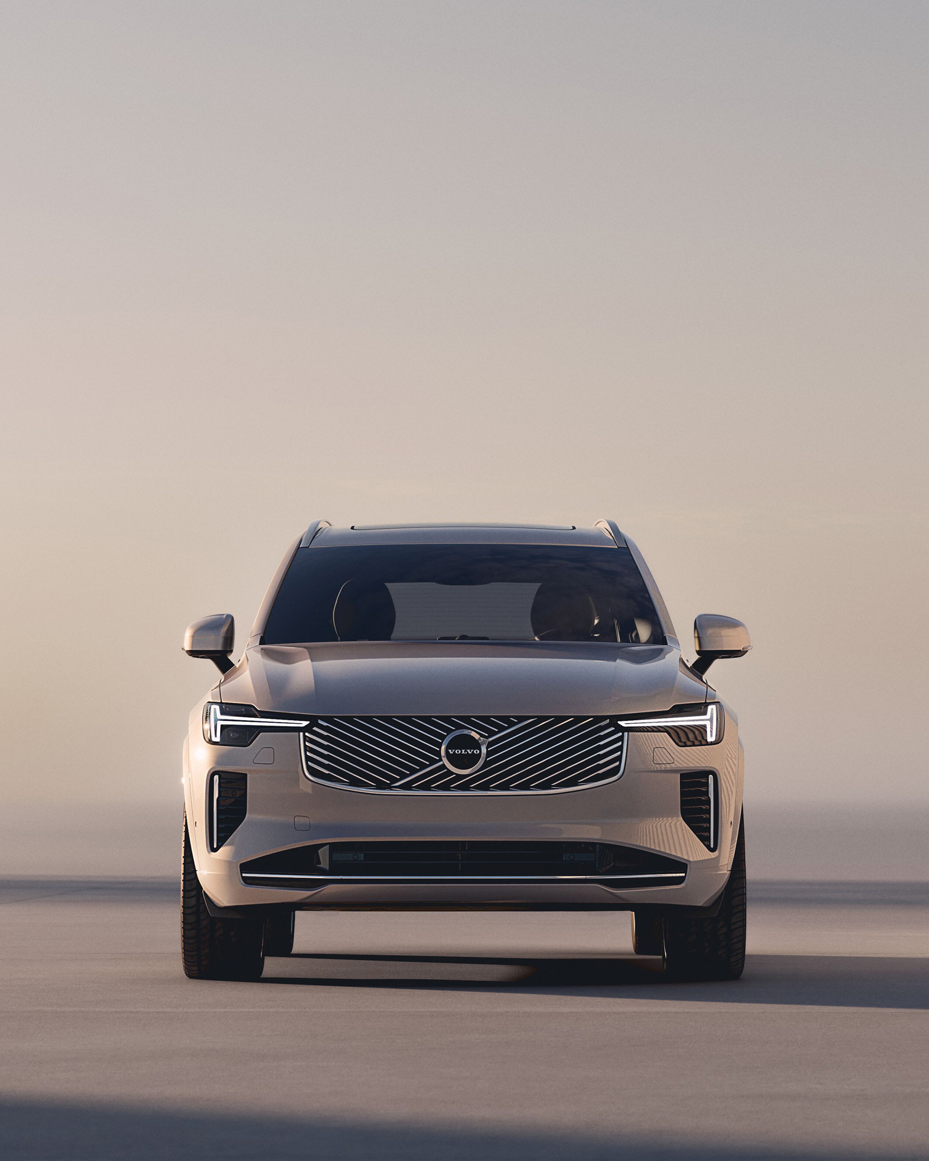 XC90 Recharge T8 AWD Plug-in Hybrid automatico 7 posti Core MY26 a noleggio per clienti privati