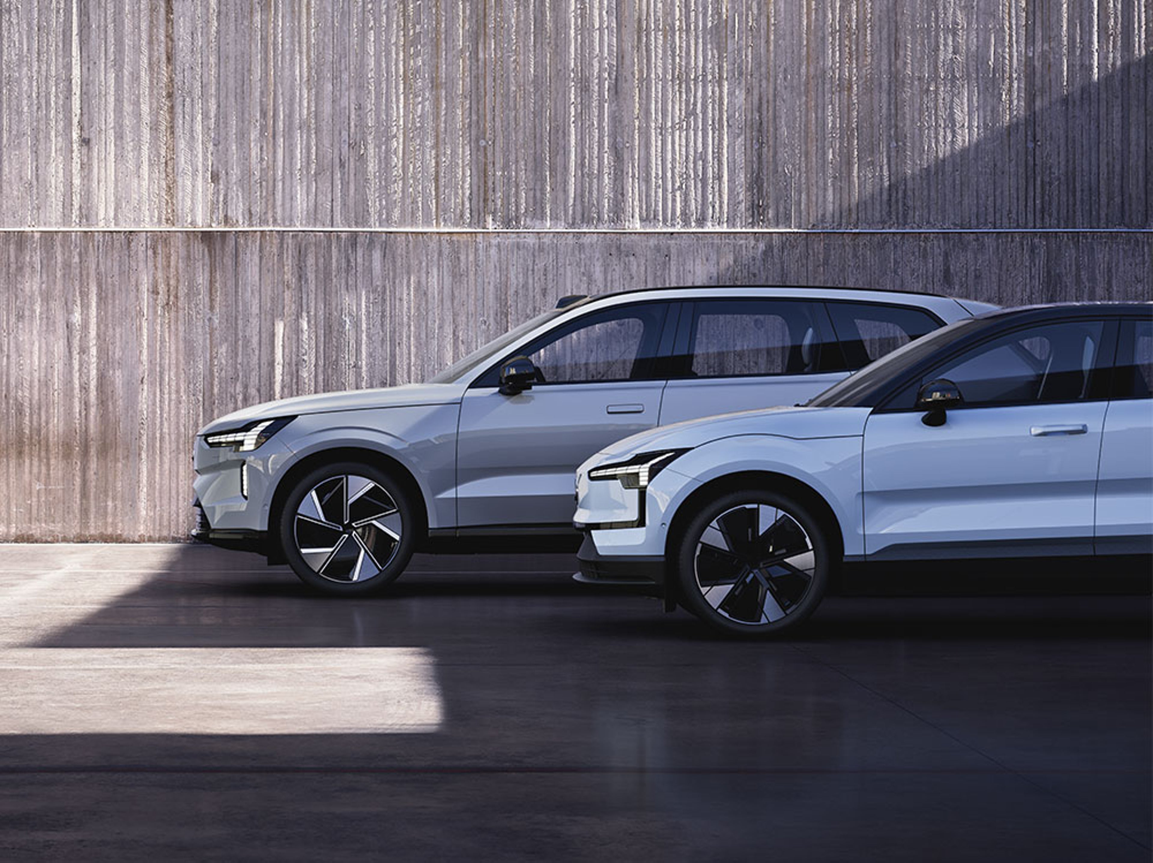 Volvo EX30, ES90 et EX90