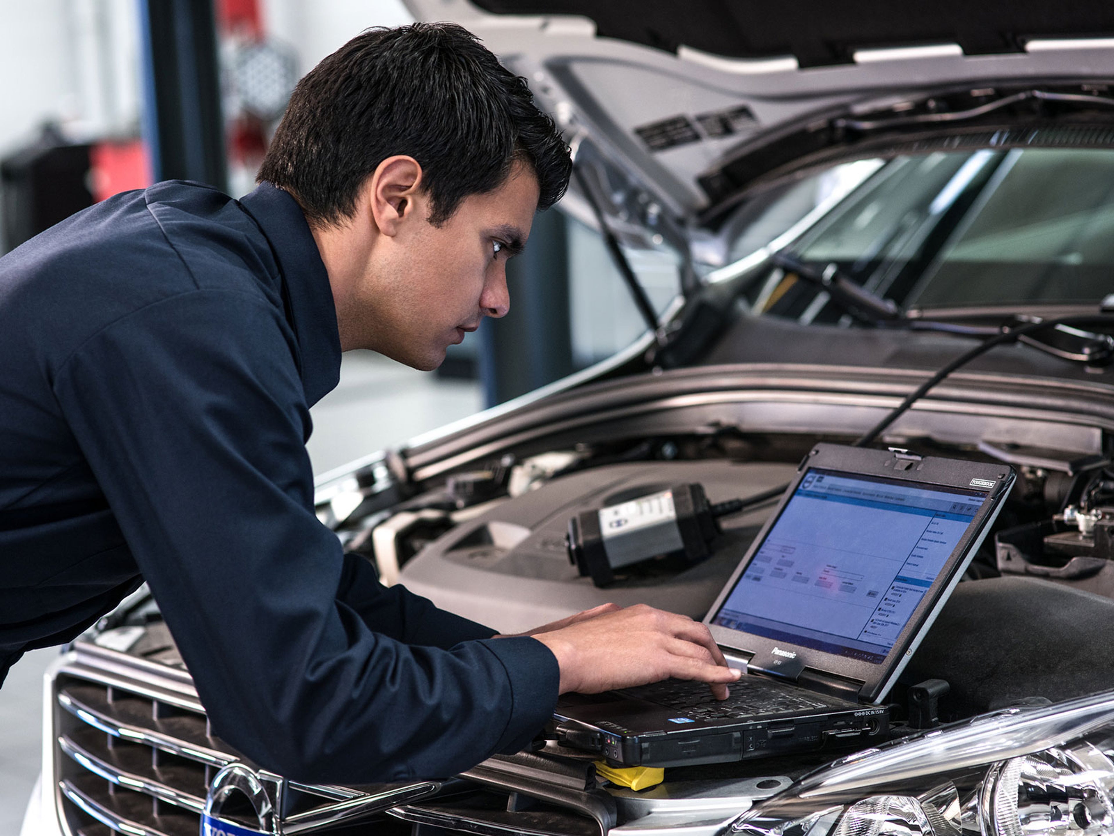 Service 6 Plus Volvo Romania