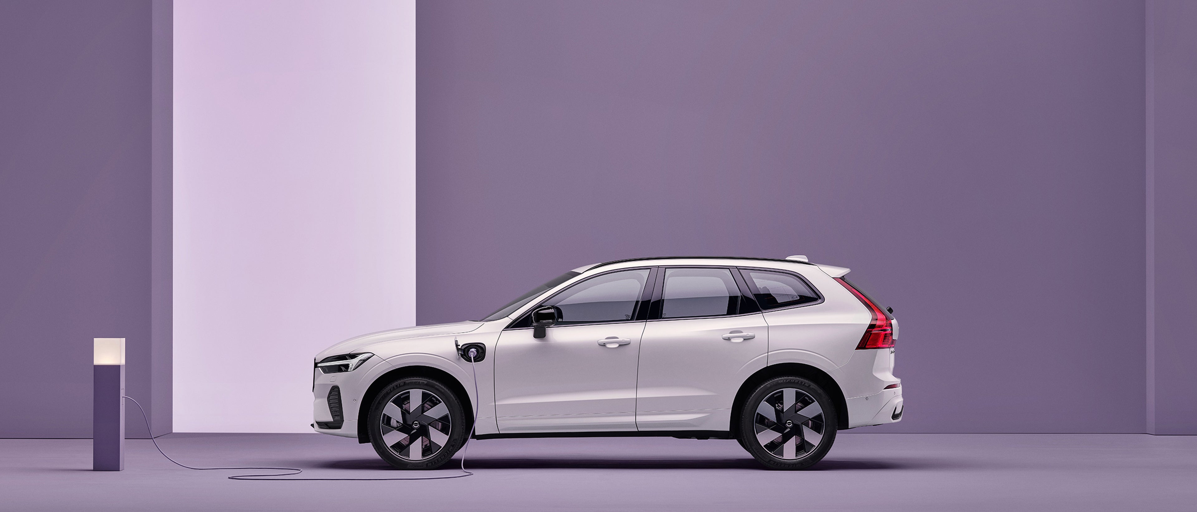 Offerte Volvo | Noleggio a lungo termine per privati | XC60 Plug-in Hybrid