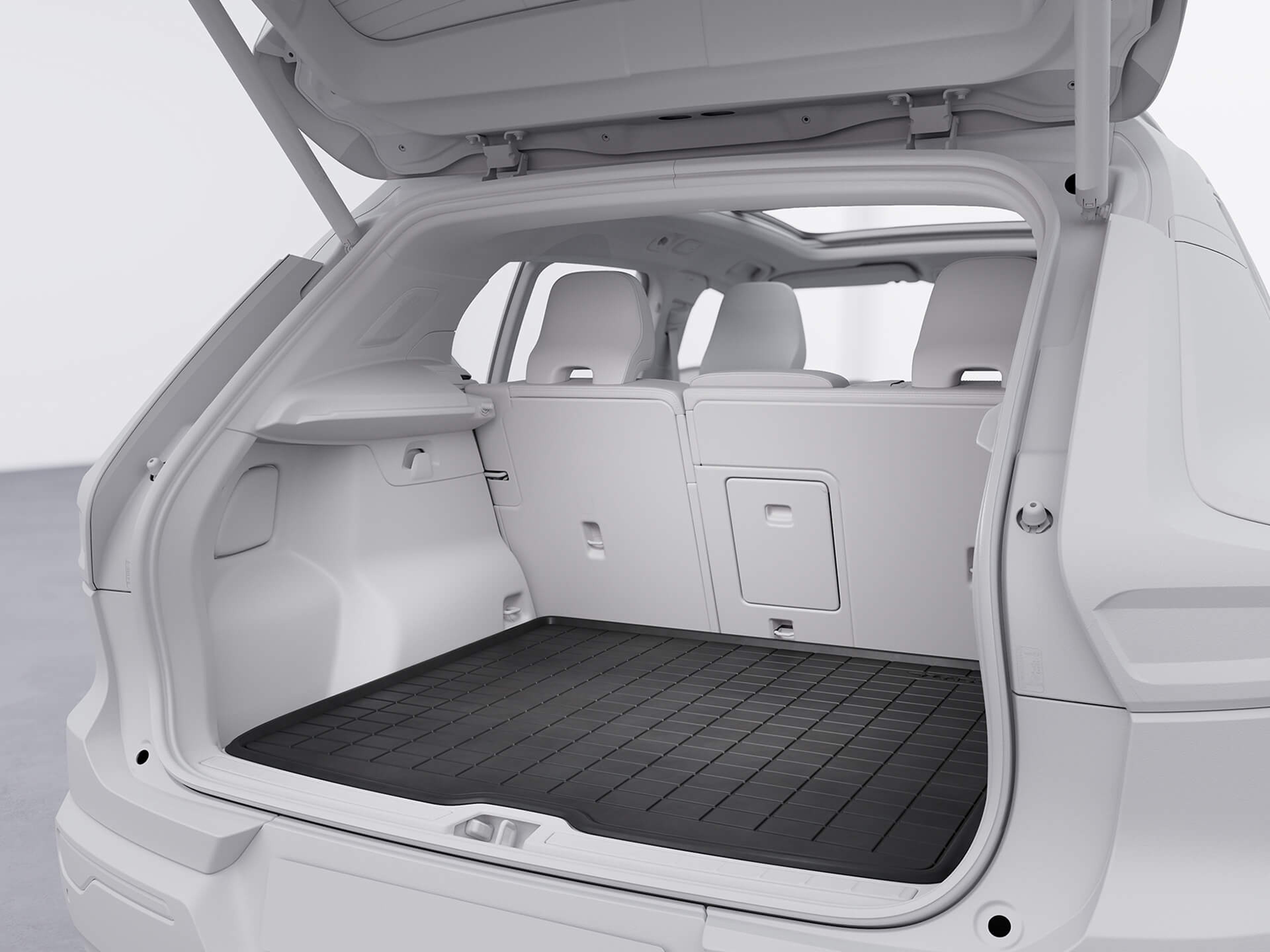 Accessories campaign - All-Weather Load Compartment Mat