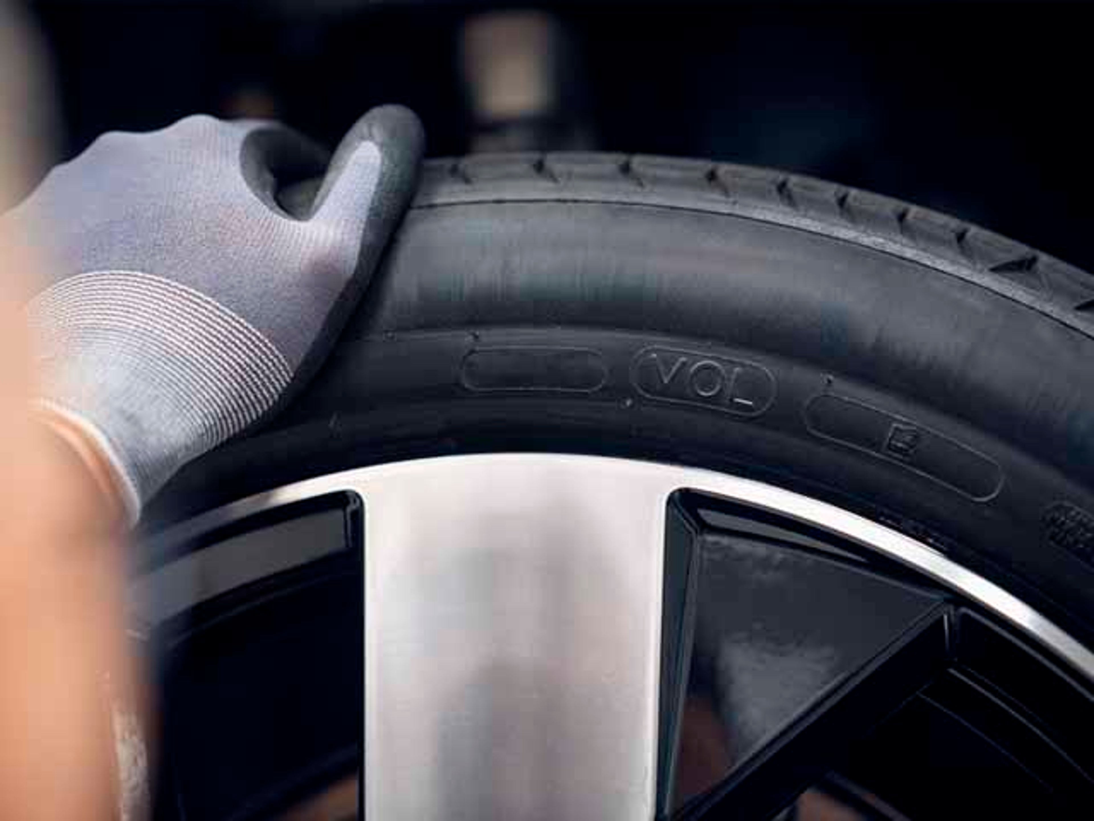 icono neumáticos Volvo