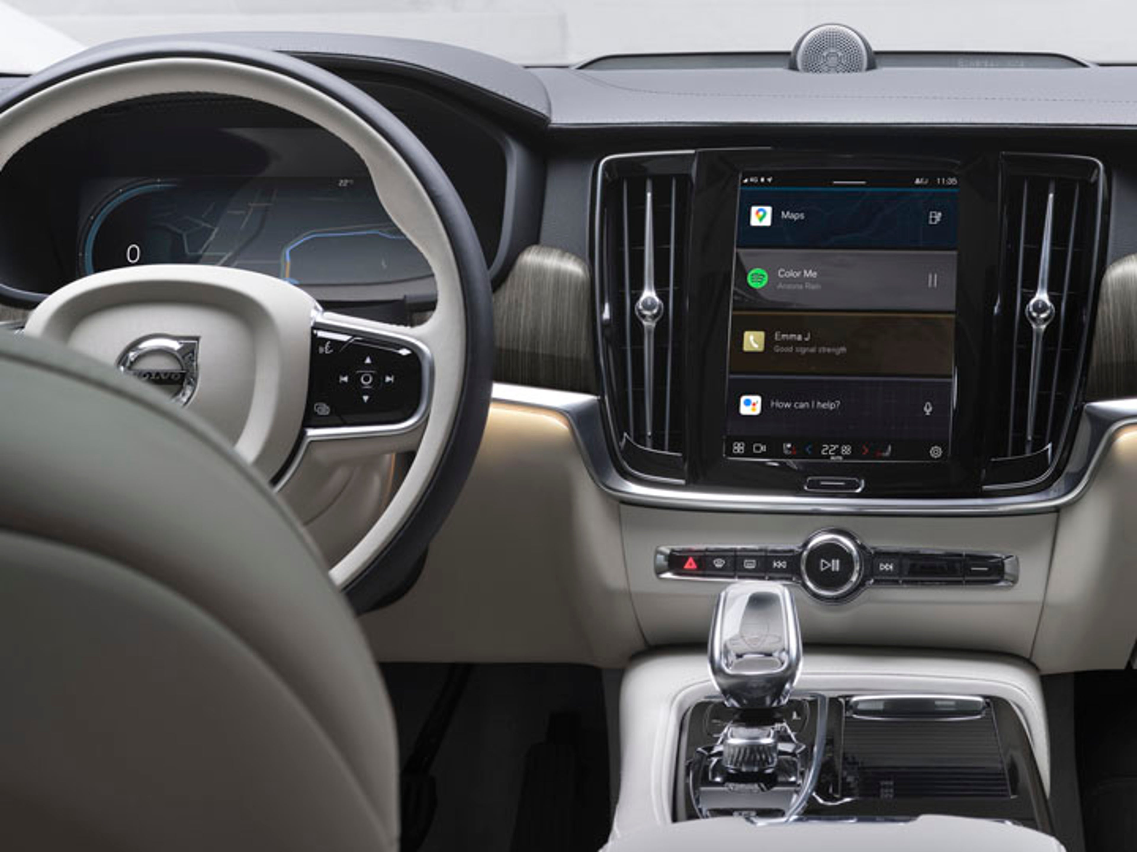 Consola central de un vehículo Volvo