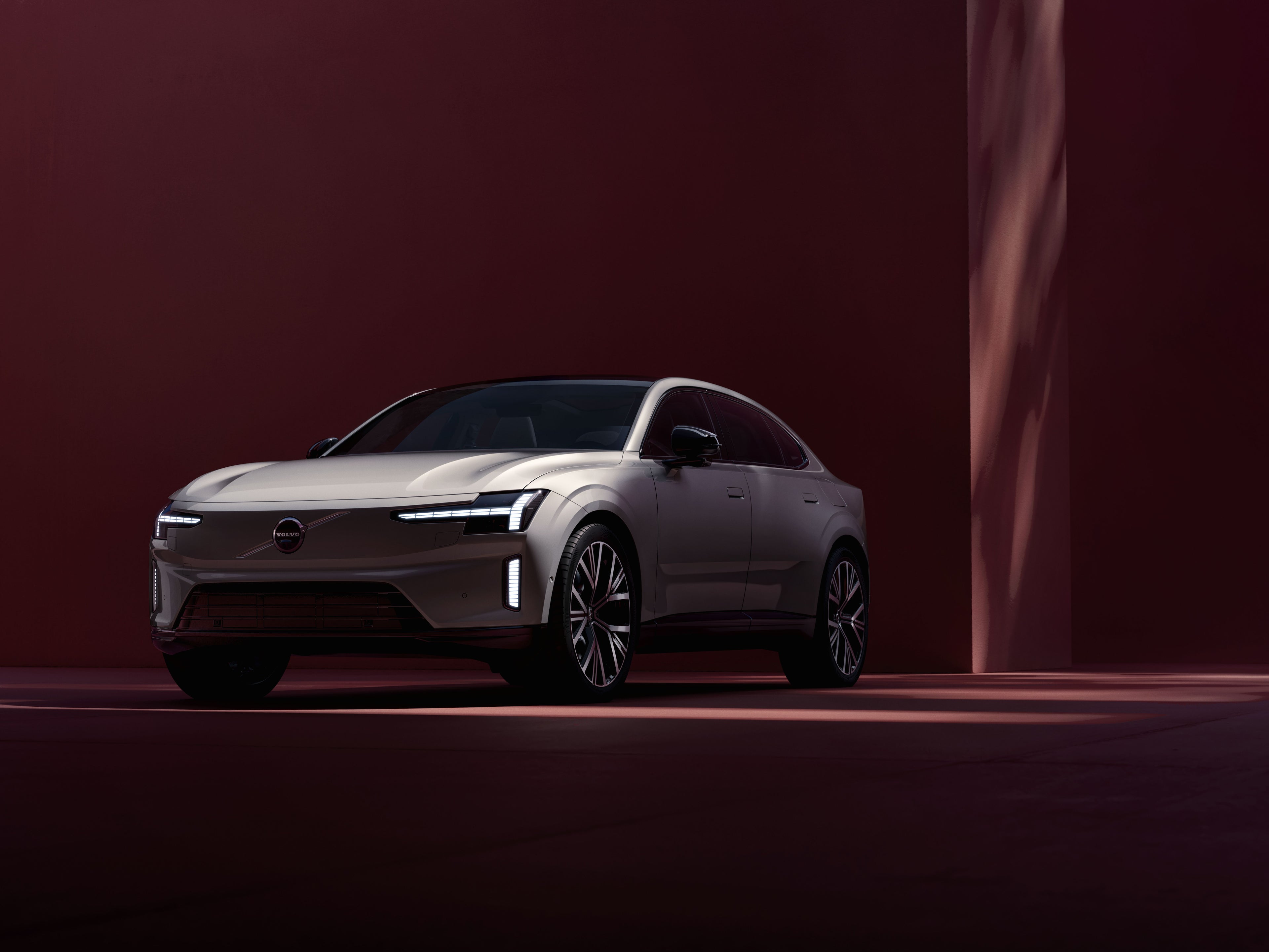 Volvo ES90 Single Motor Extended Range Core MY26