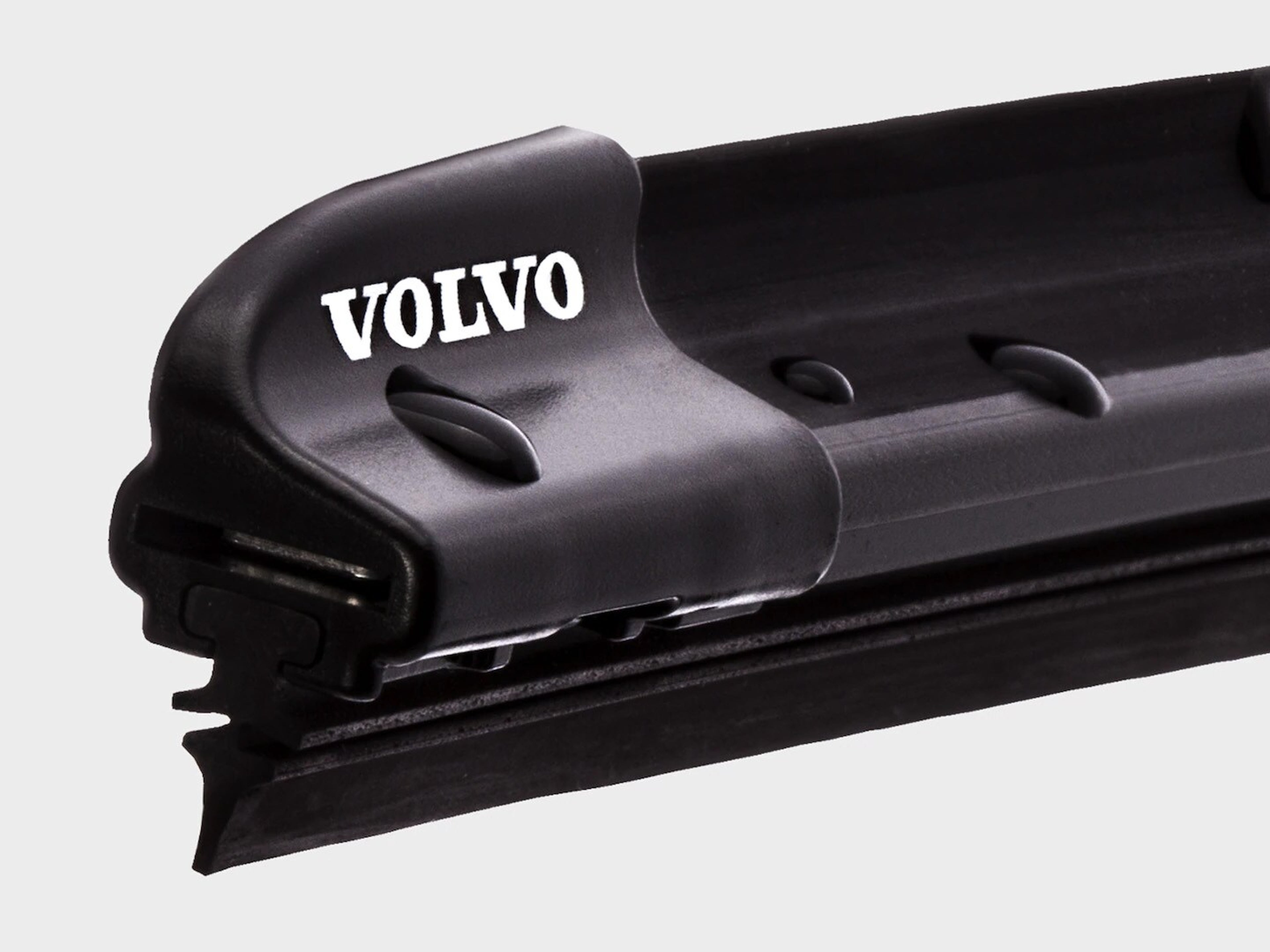 Gros plan d'un essuie-glace Volvo.
