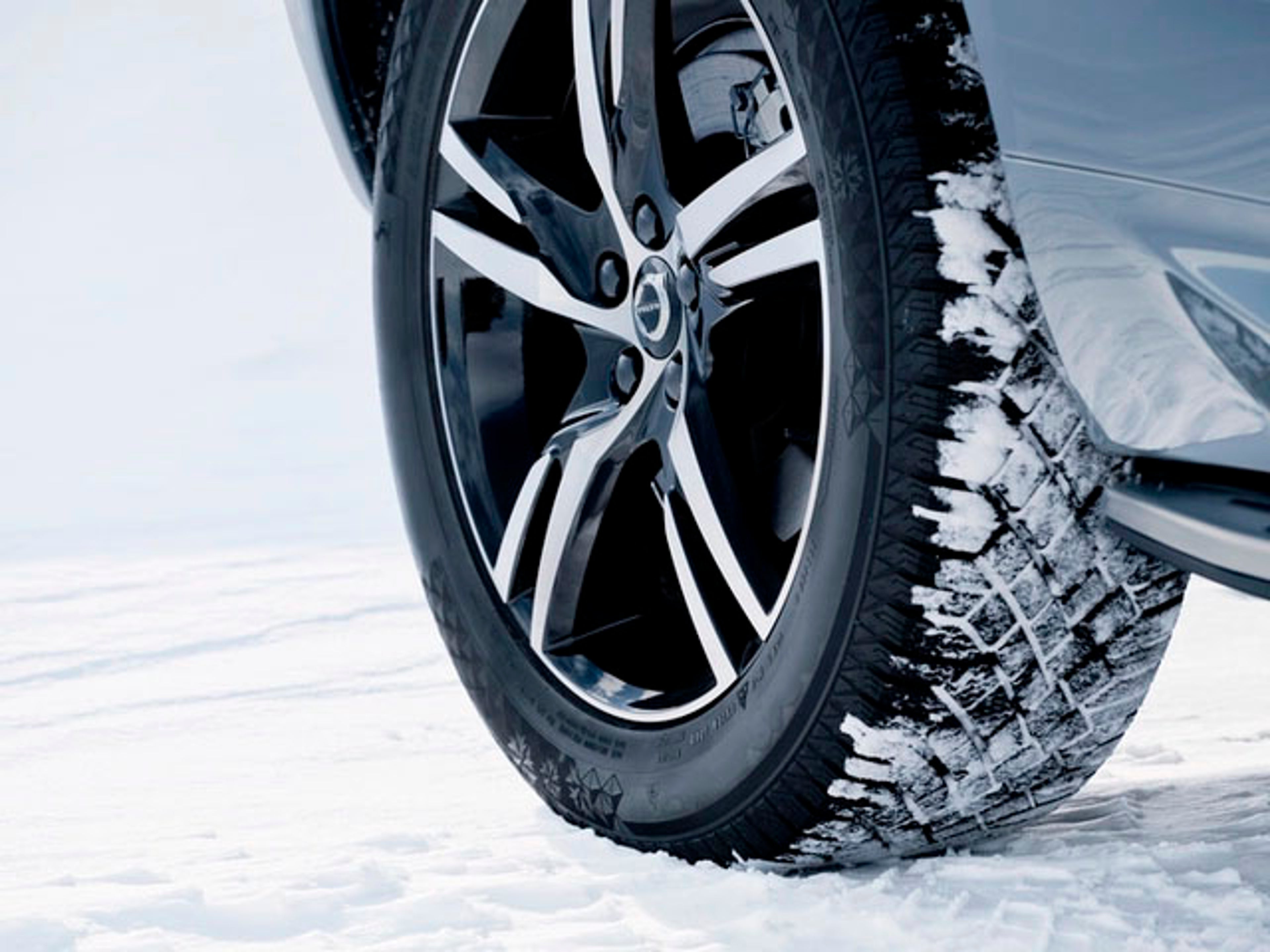 Volvo EX30 eléctrico vista lateral