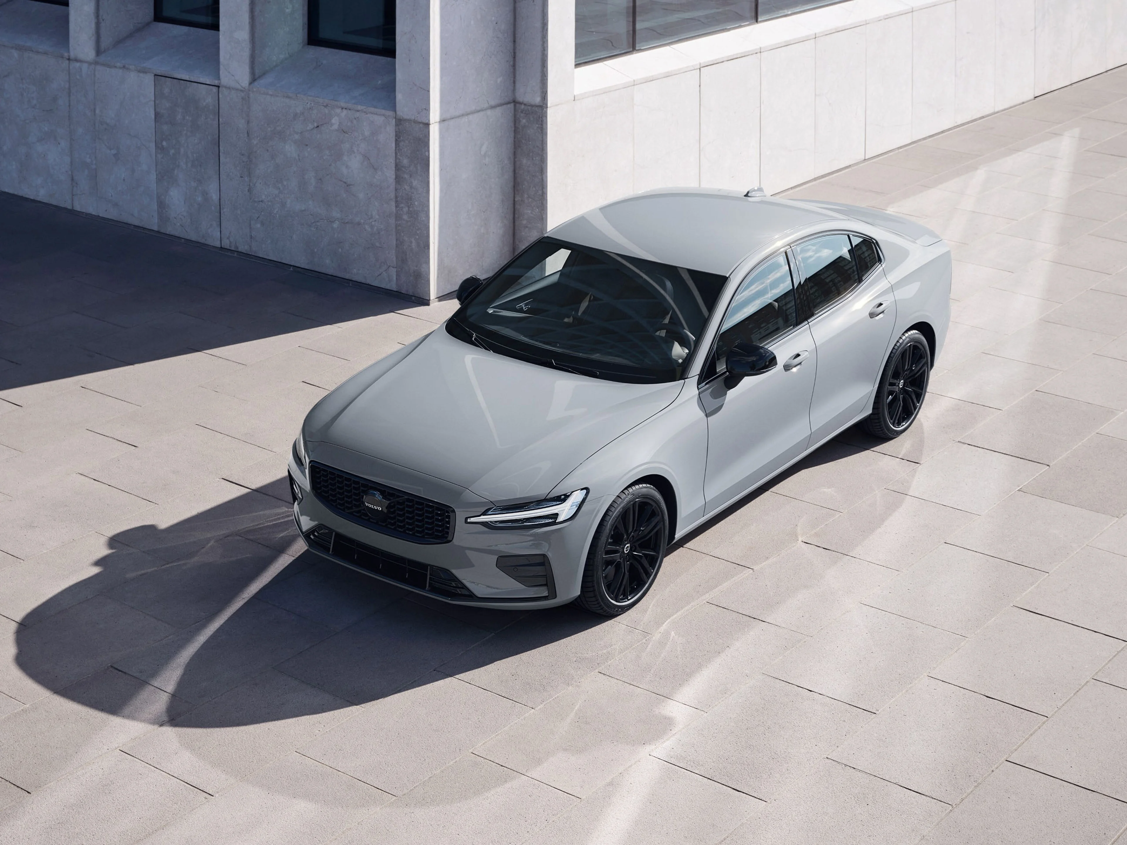Volvo S60 black edition top side