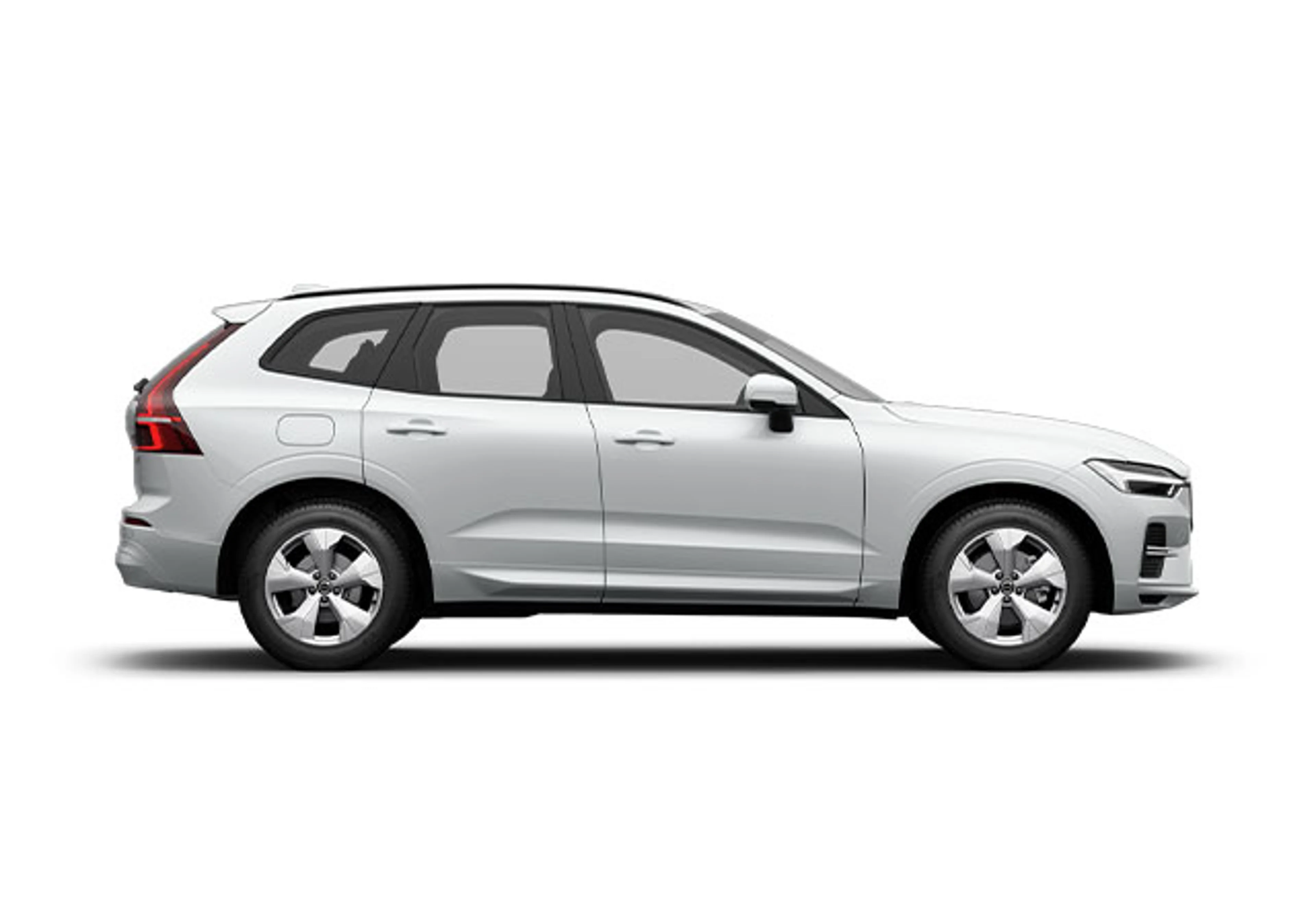 Ein weißer Volvo XC60 SUV vor weißem Hintergrund.