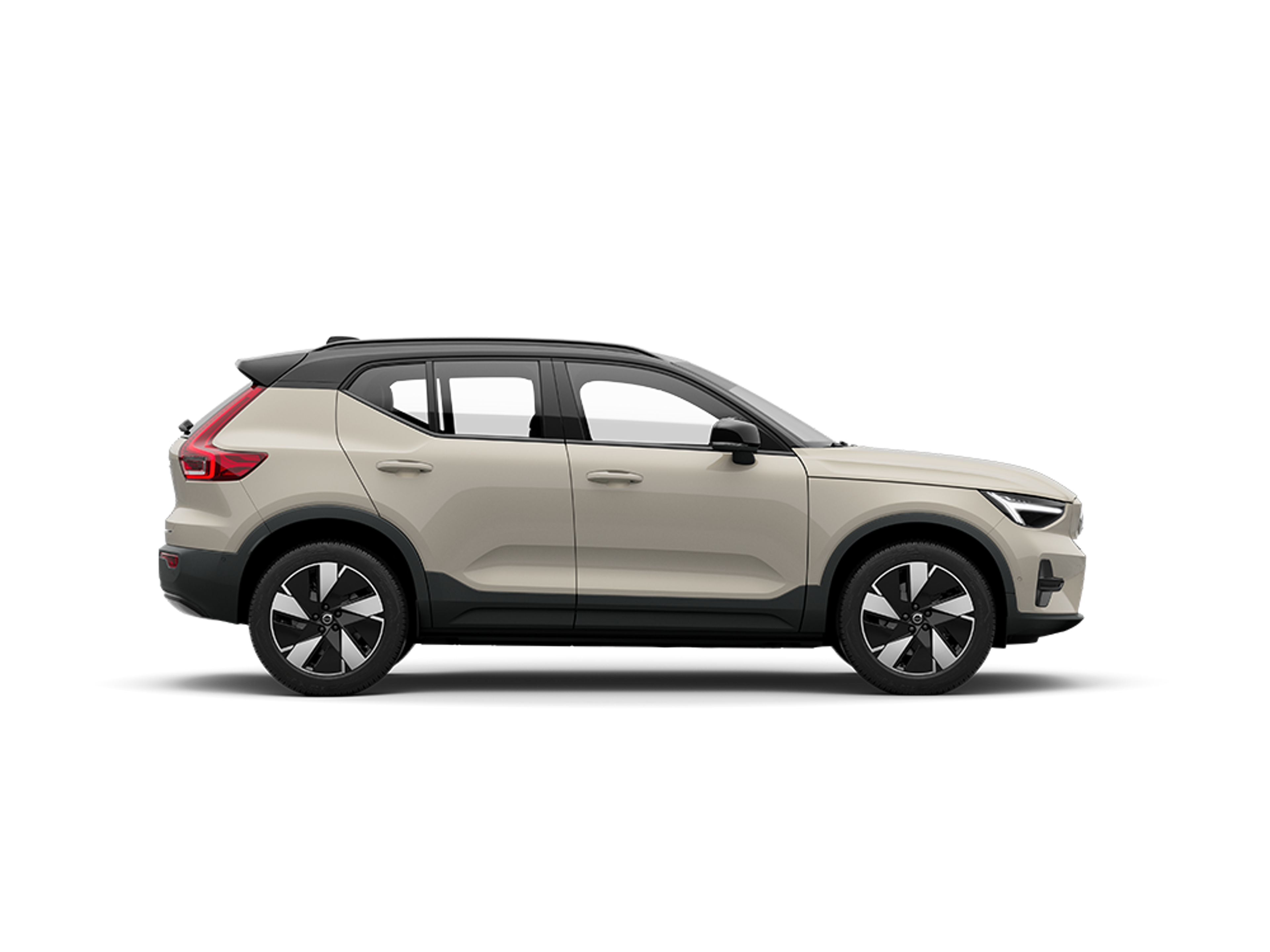 Volvo EX40 sur fond blanc