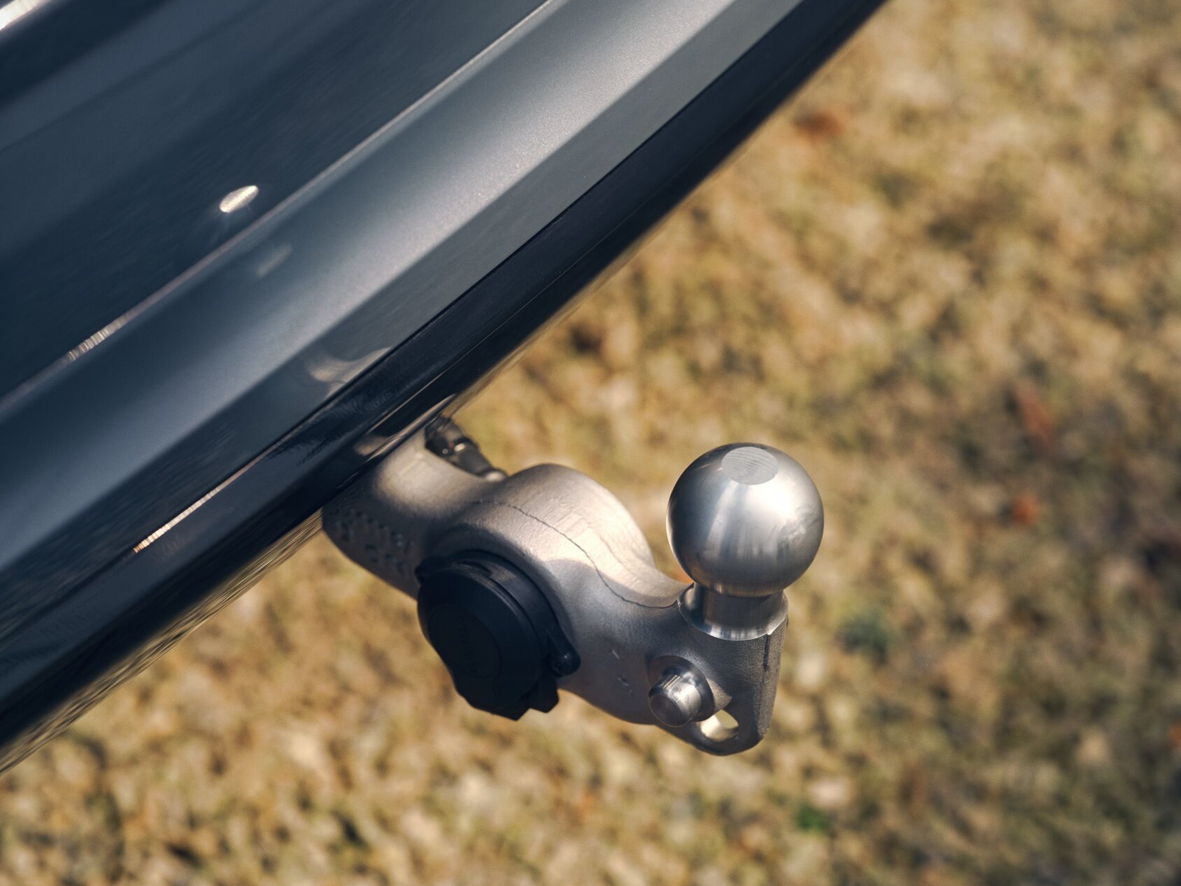 Close up of foldable towbar