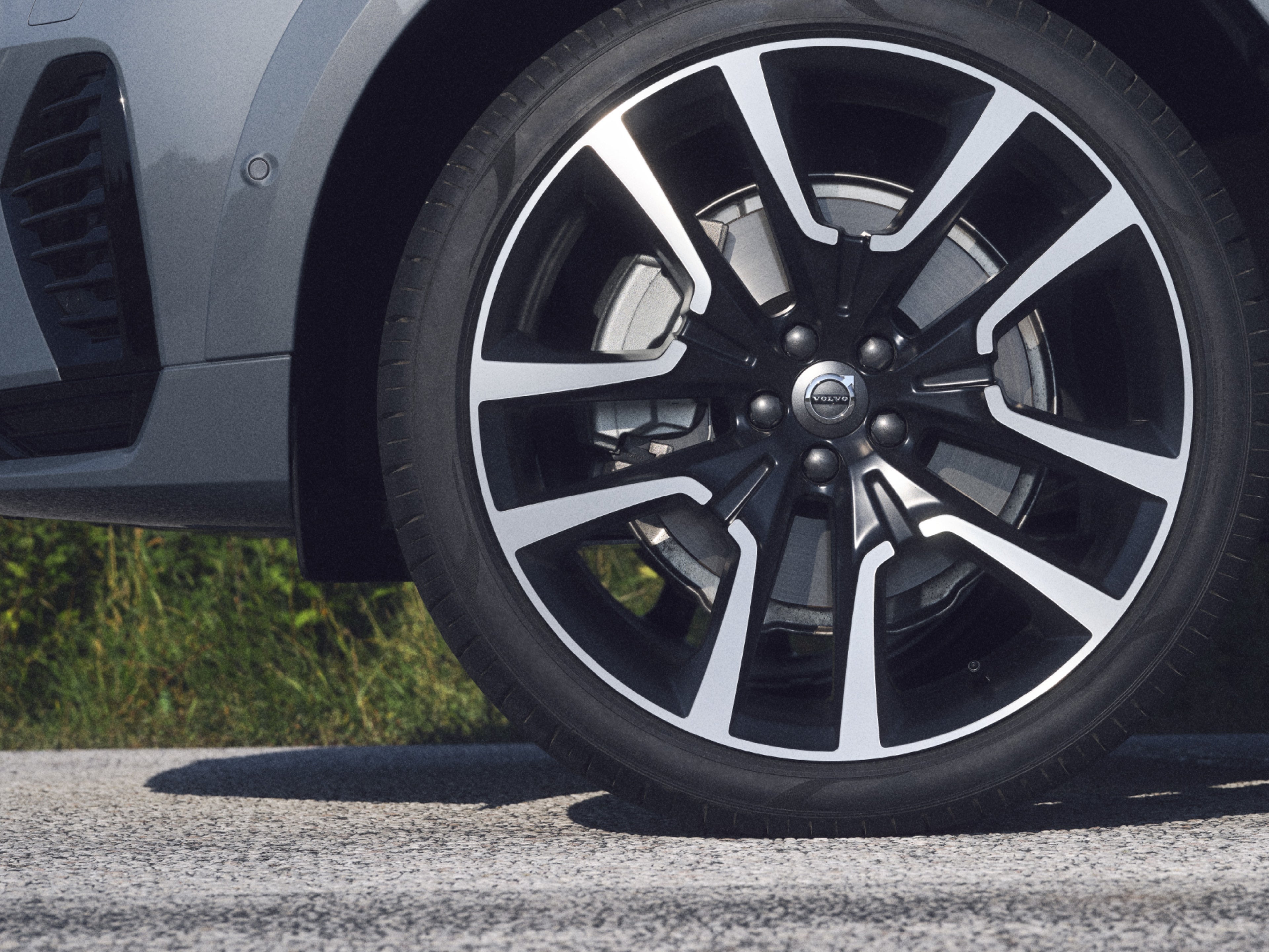 Kompletní letní kola Volvo