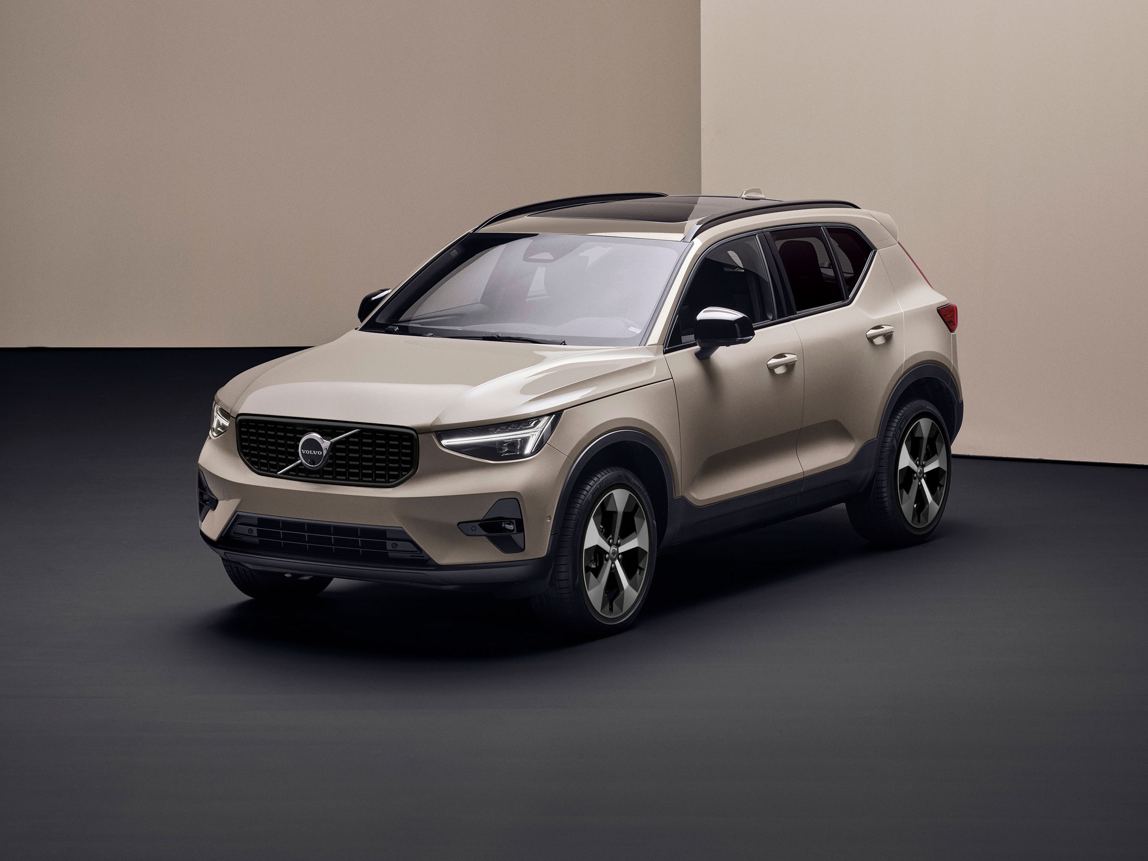 xc40 dark edition Sand Dune