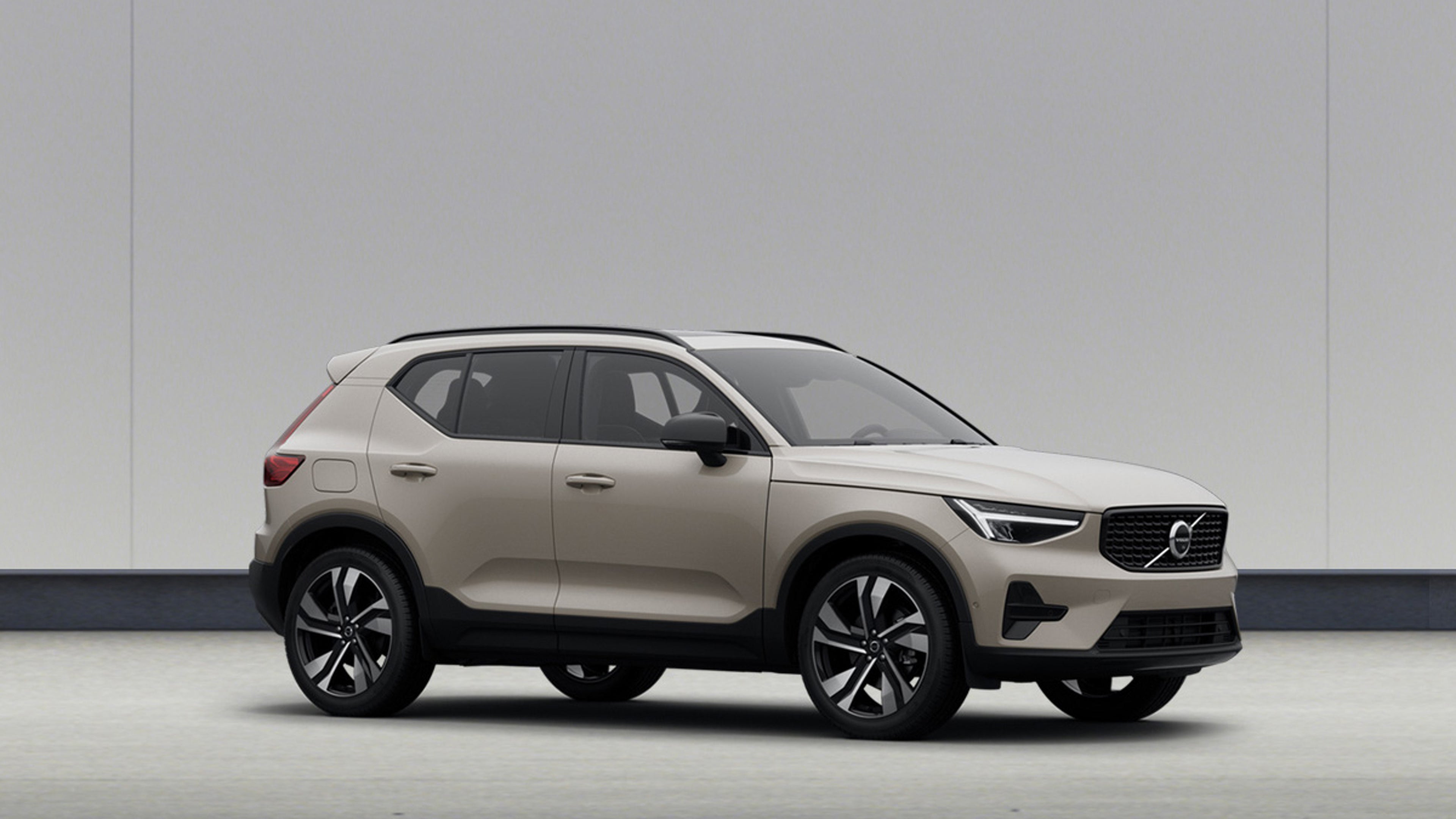 XC40 B3 Automatica Essential MY26