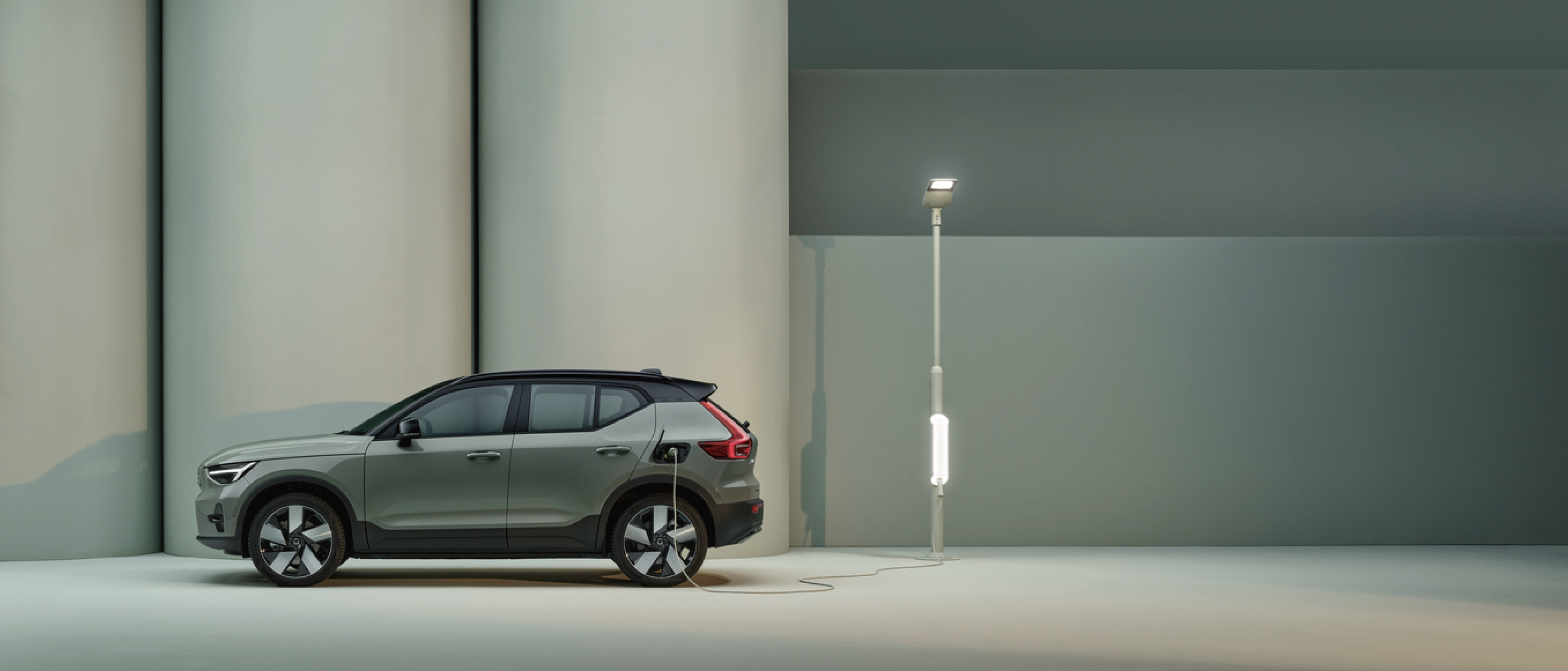 Volvo_XC40