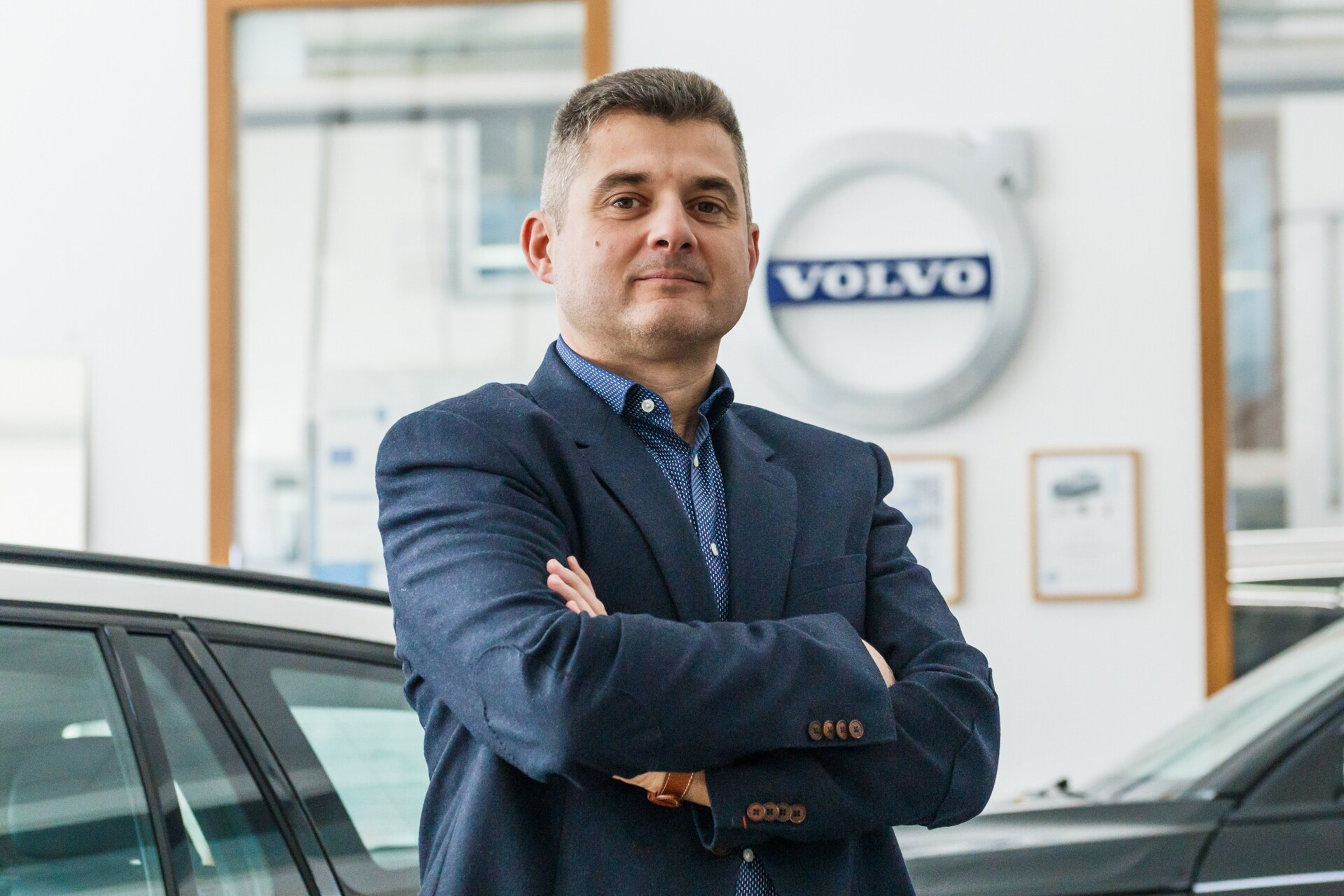 Hazafi László, az Alpok Autó kereskedésének vezetője