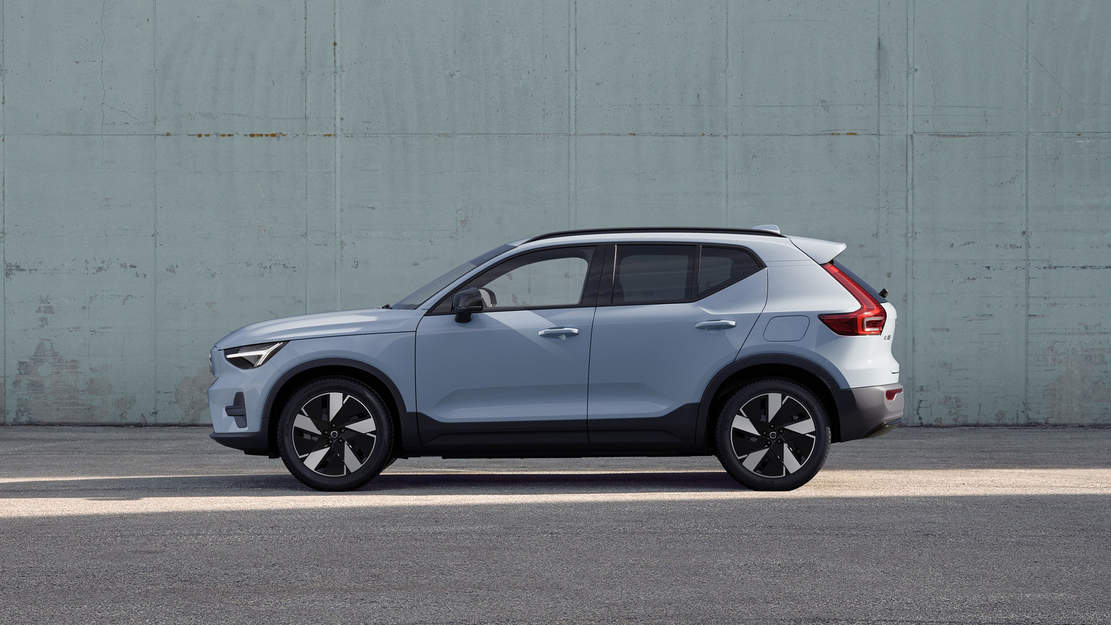 Volvo EX40 Business Edition