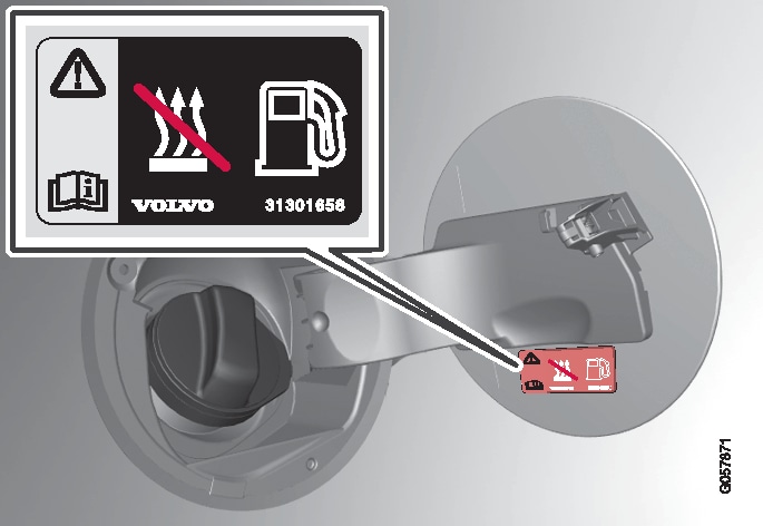 P3-1546-XC60-Fuel cap and warning sticker