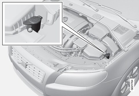 XC70 Engine compartment – washer fluid | Volvo Support NO