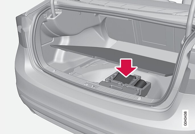 P3-1020-S60 Tools in luggage compartment