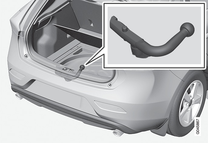 P4-1220-Storing the detachable towbar