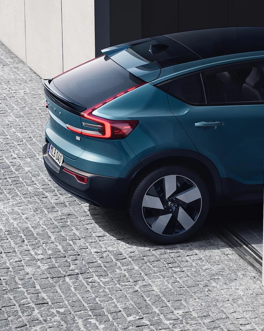 Volvo C40 Recharge rear exterior in Fjord blue.