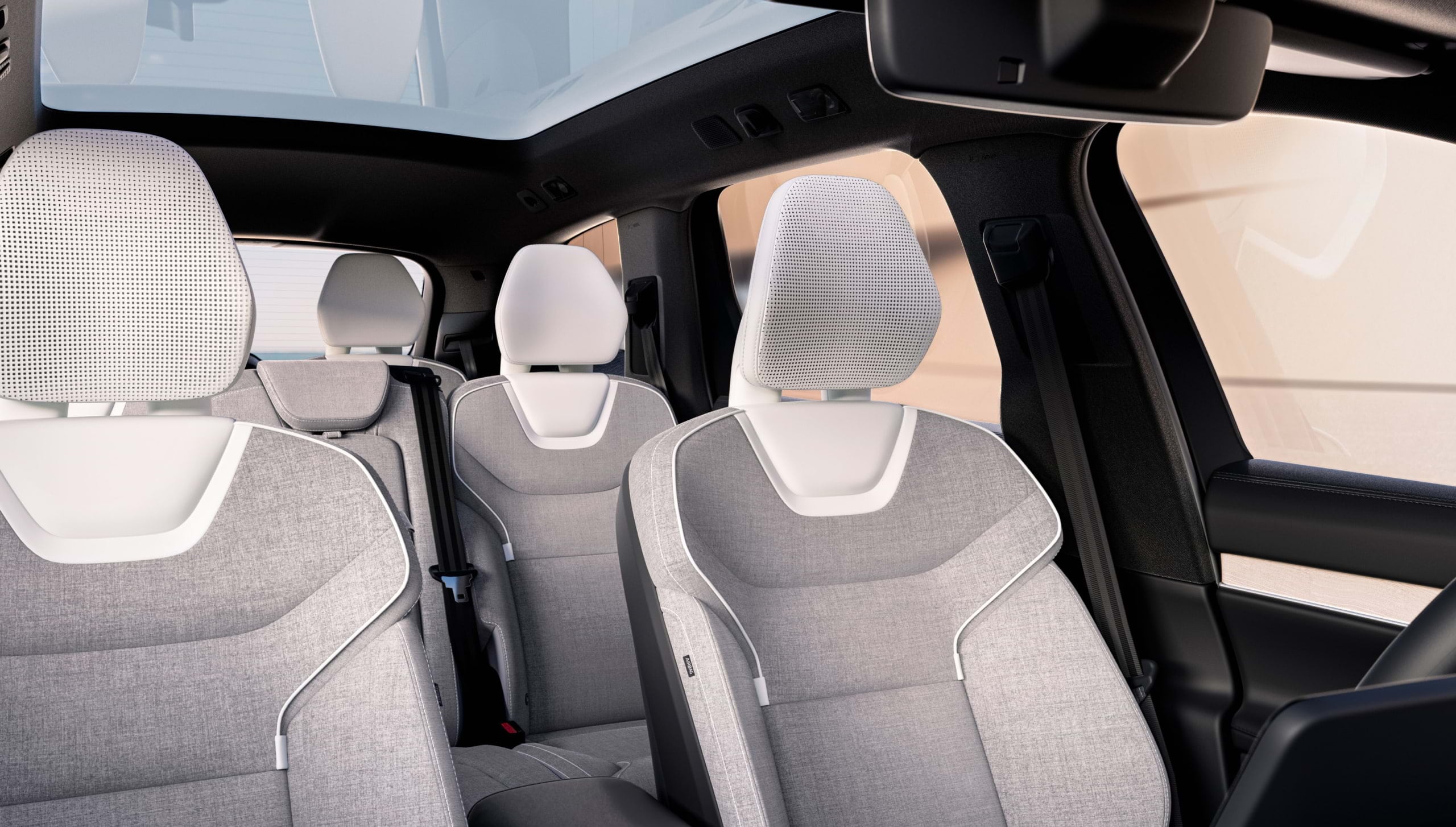 Acoperișul panoramic al SUV-ului premium Volvo EX90 integral electric