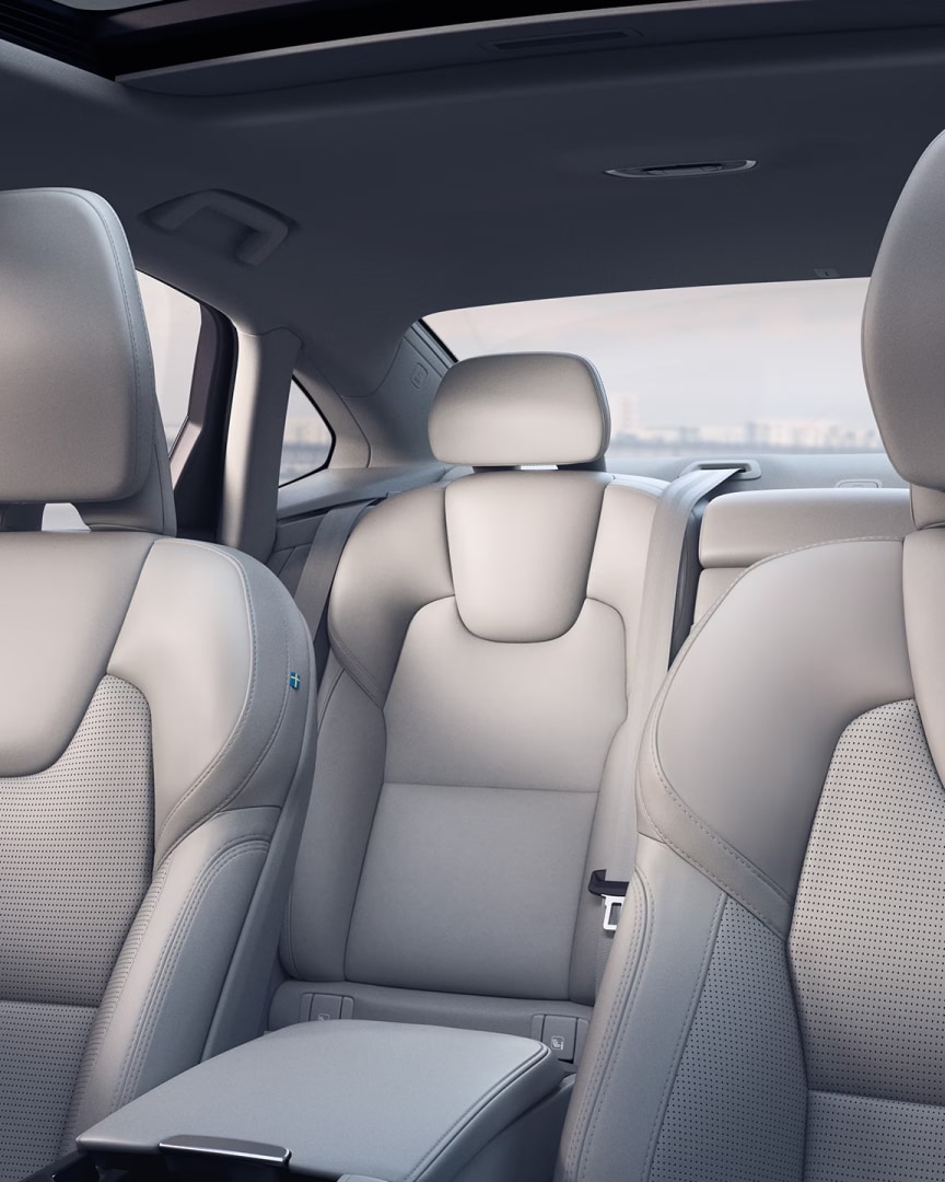 Front and rear seats in the Volvo S90.
