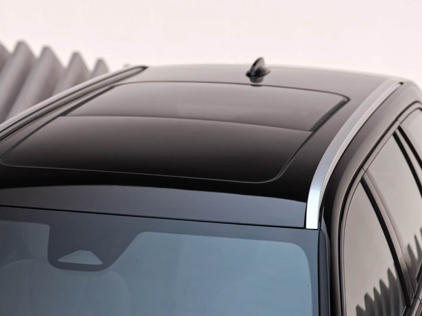 View of the Volvo V60 Cross Country’s panoramic roof.