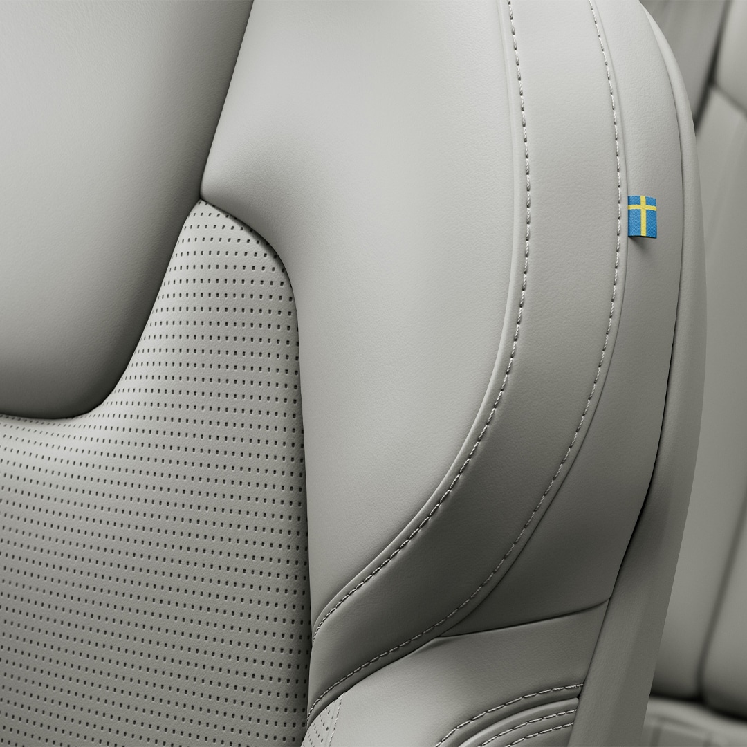 Design du siège avant en cuir nappa de la Volvo V60 Mild Hybrid.