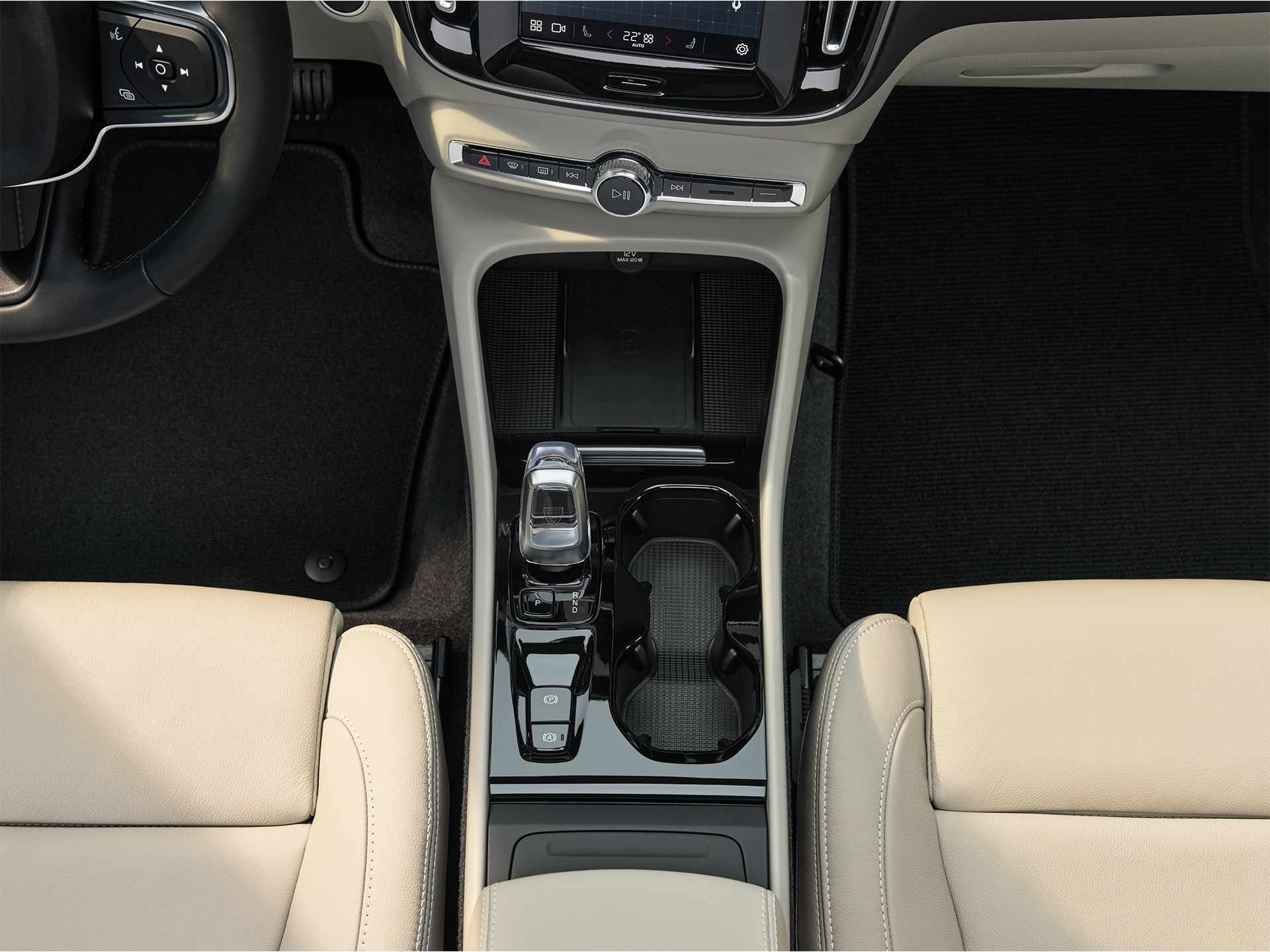 Het comfortabele, kwalitatieve en veelzijdige interieur van de Volvo XC40 SUV.