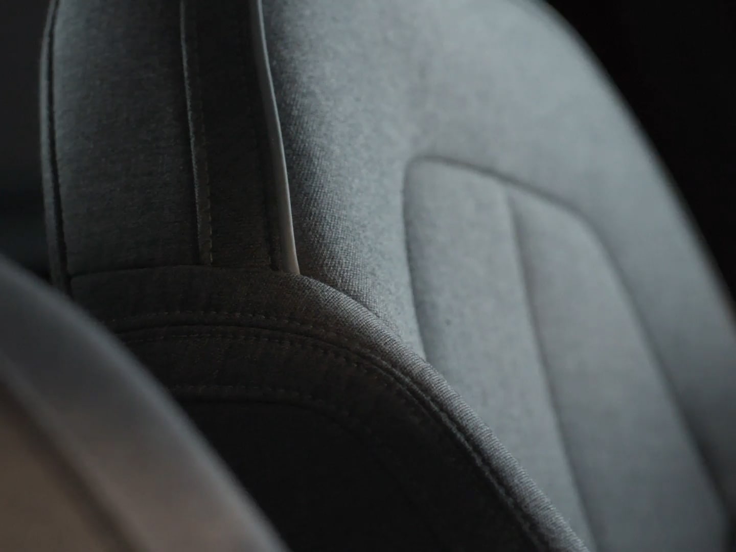 Fine stitching on the premium upholstery available in the Volvo EC40.