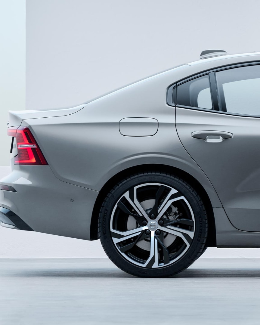 Volvo S60 mild hybrid side exterior and hubcap.