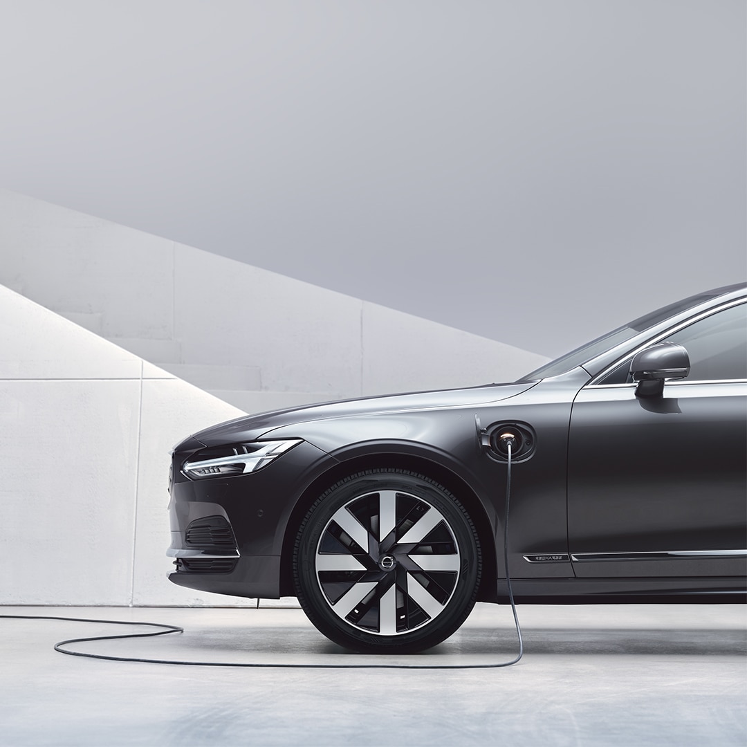 Volvo S90 Recharge avtomobilində yeni aerodinamik təkər dizaynı.