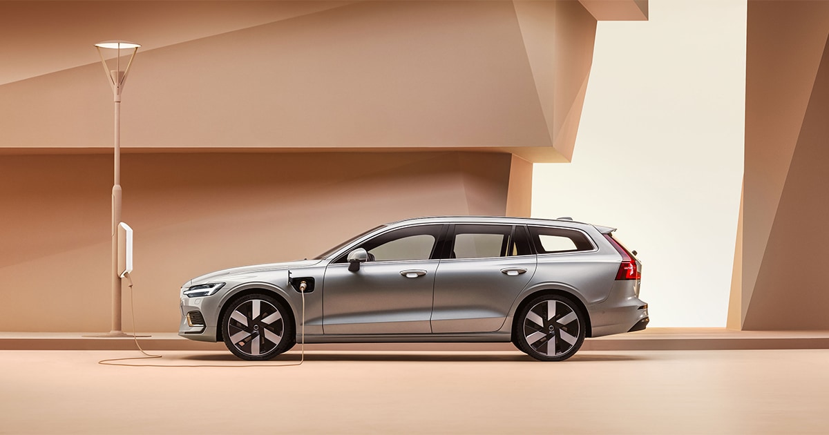 V60 Recharge - Overview | Volvo Cars - Malaysia
