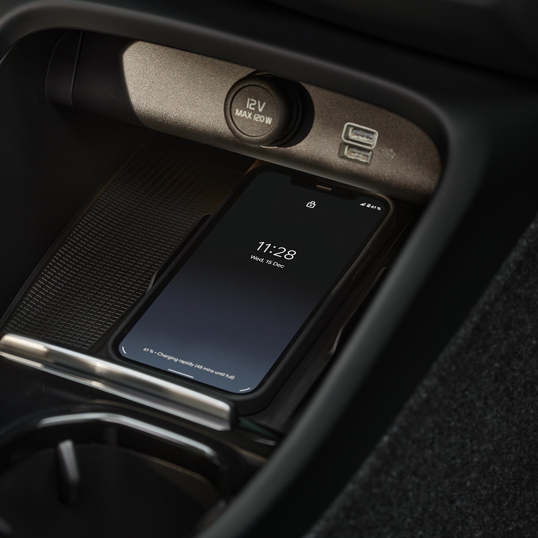 Detaliu de design interior al modelului Volvo XC40 Recharge plug-in hybrid.