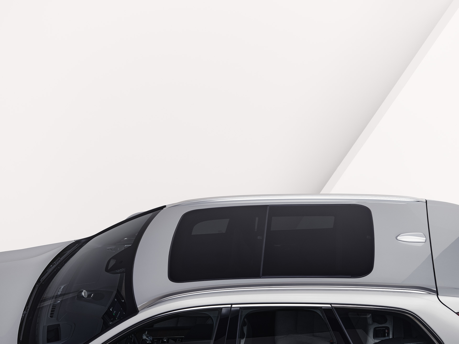 Panoramic roof on a Volvo XC60 SUV.
