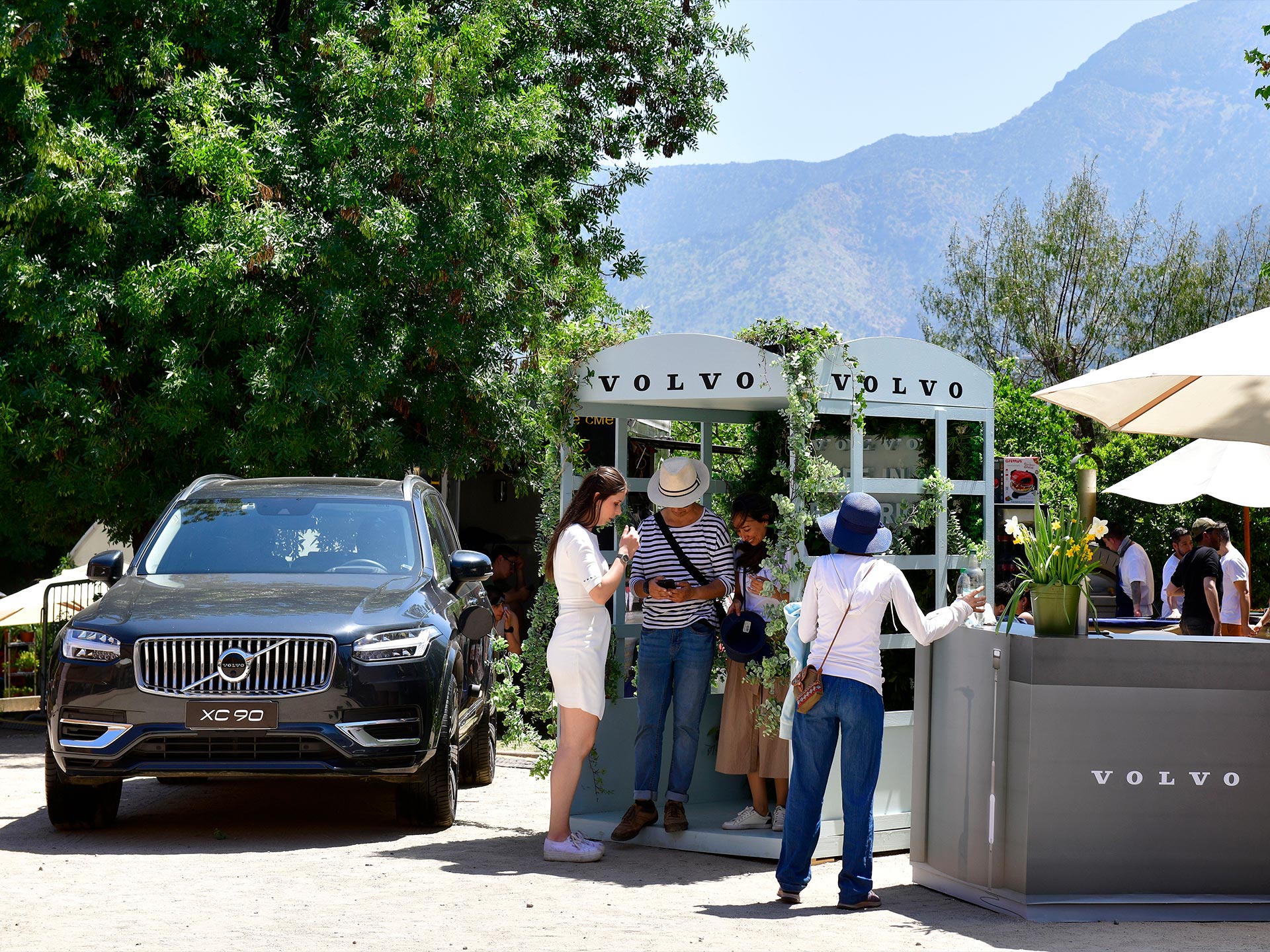 Volvo Cars Chile refuerza su compromiso con el medioambiente en expo jardines 2022