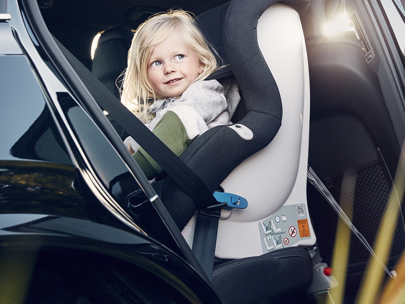 Sièges auto enfant et bébé pour le break familial Volvo V60