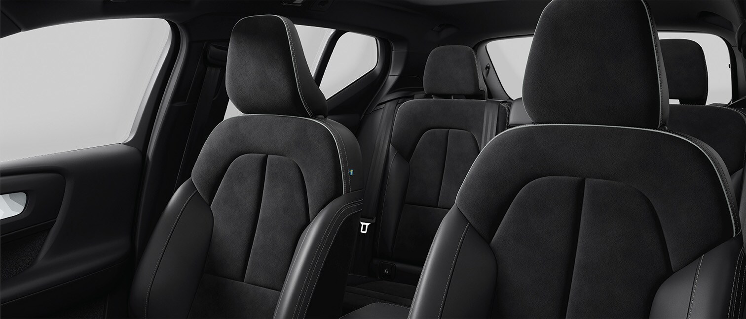 Cabin interior of Volvo XC40 Recharge pure electric.
