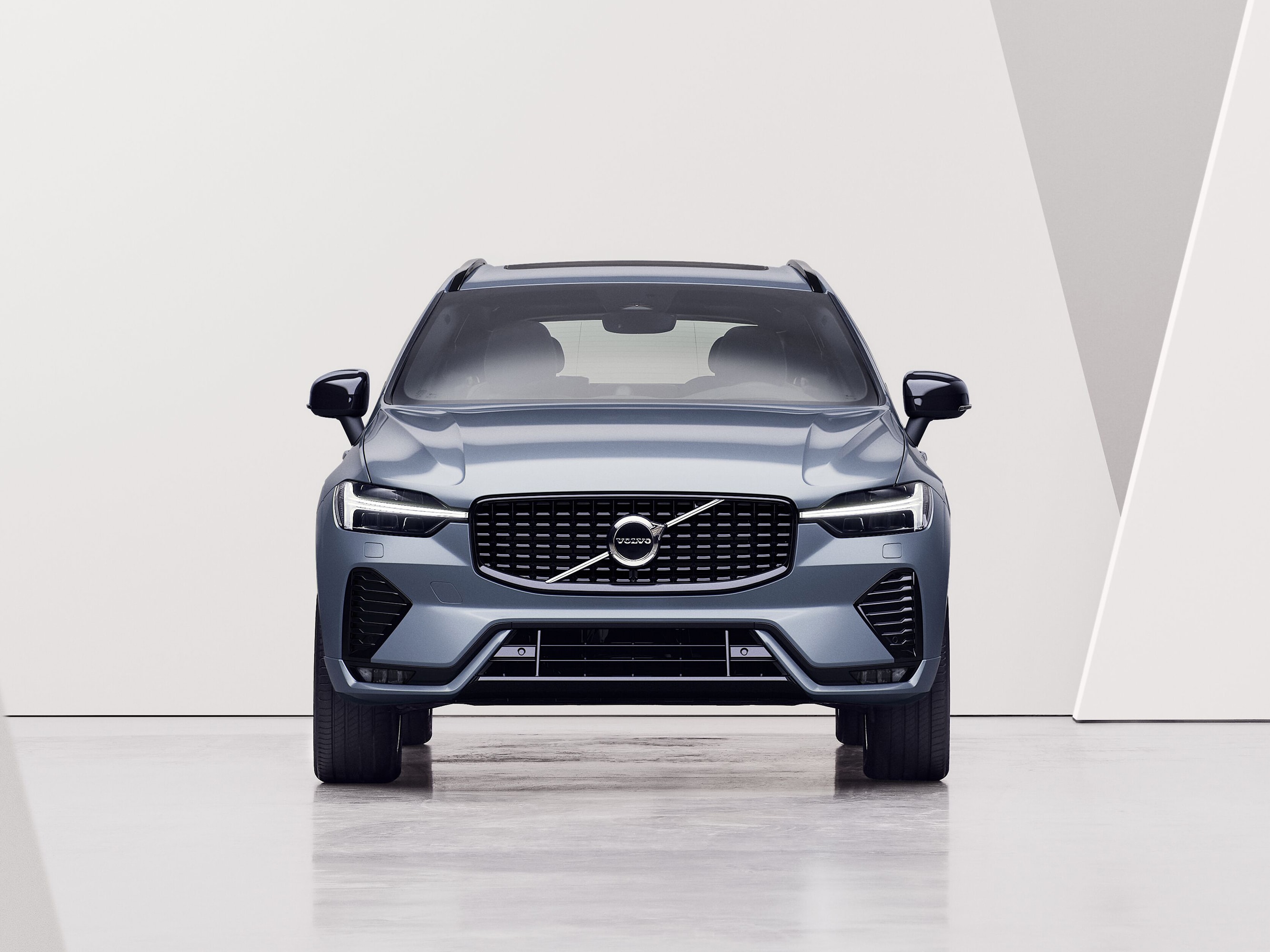 Offerte Volvo | Noleggio a lungo termine per Aziende e Partita IVA | XC60 Mild Hybrid