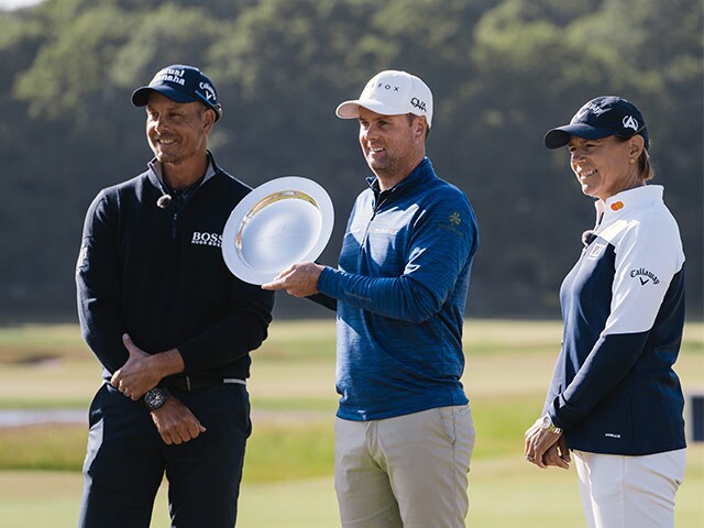 Tre glada golfare