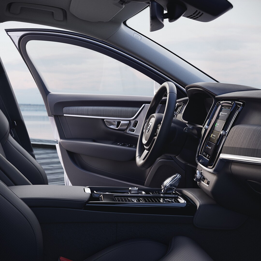 Exclusive cabin interior of Volvo S90 Recharge.
