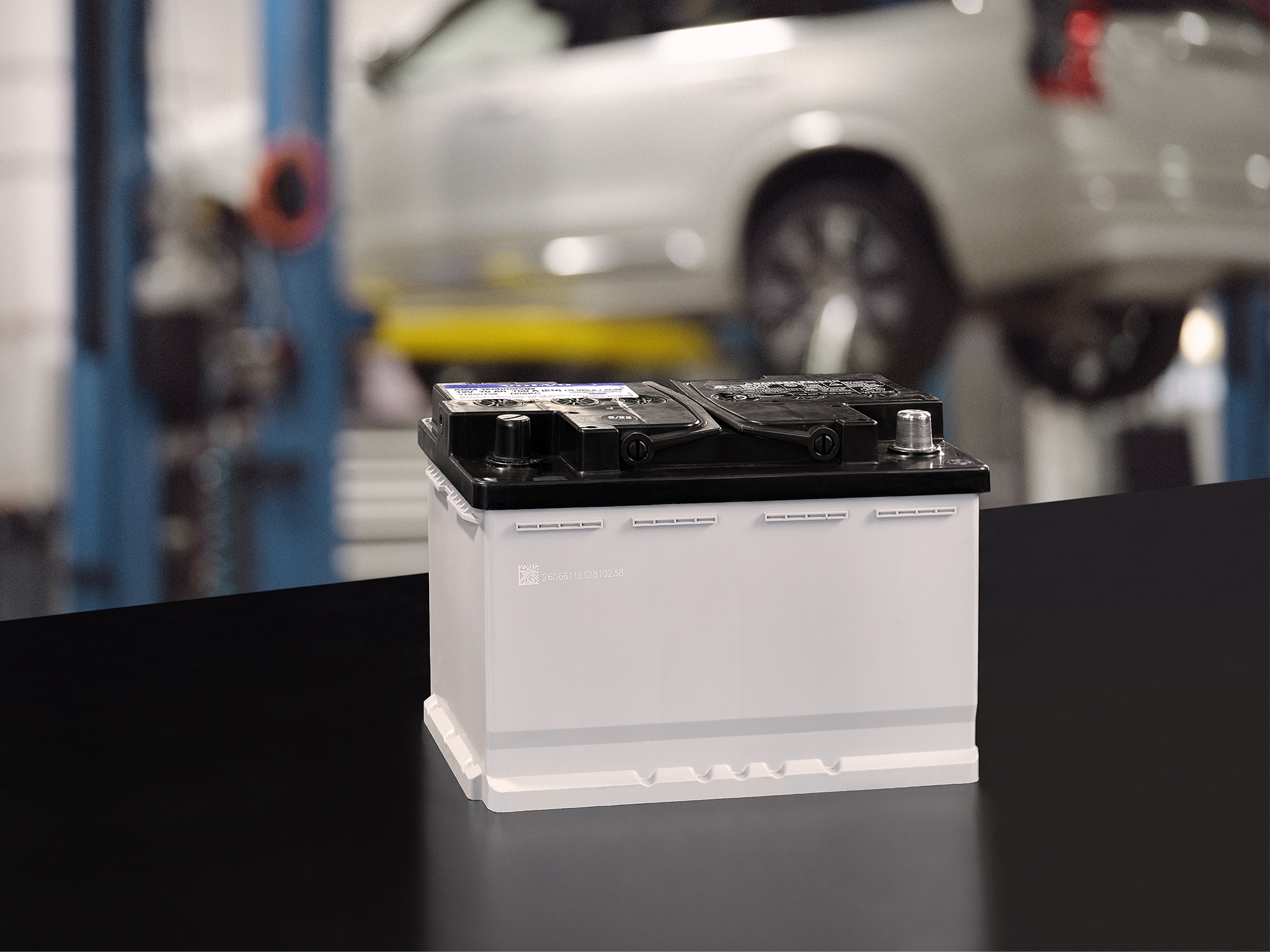 Volvo Genuine 12V Battery