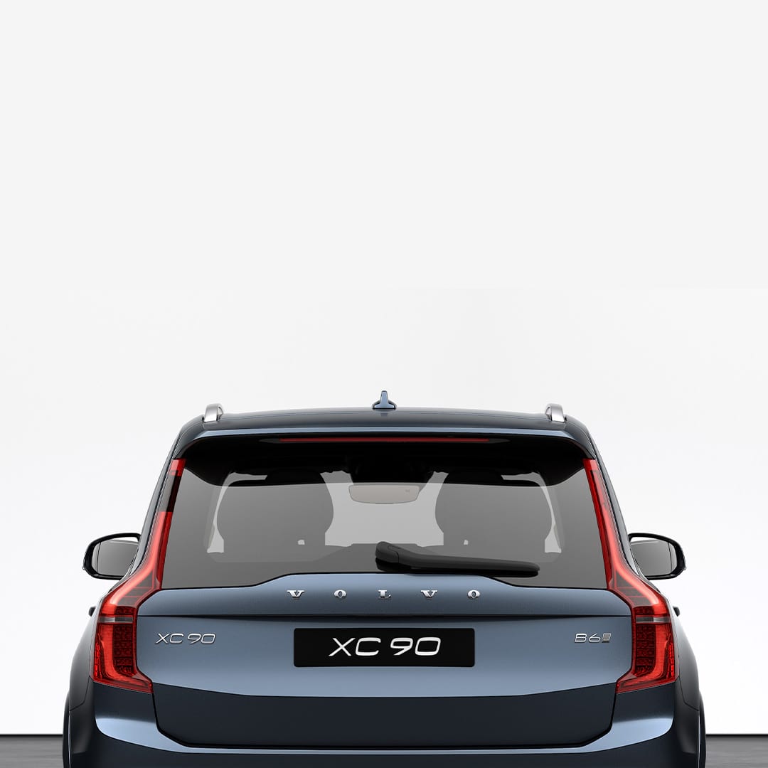 Страничен поглед на внатрешноста на Volvo XC90.