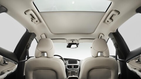 Volvo V40 Pictures and Gallery 