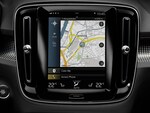 Close up of the centre console in the Volvo XC40 with sat nav function