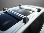 Aerodynamic roof bars fitted to a Volvo XC90