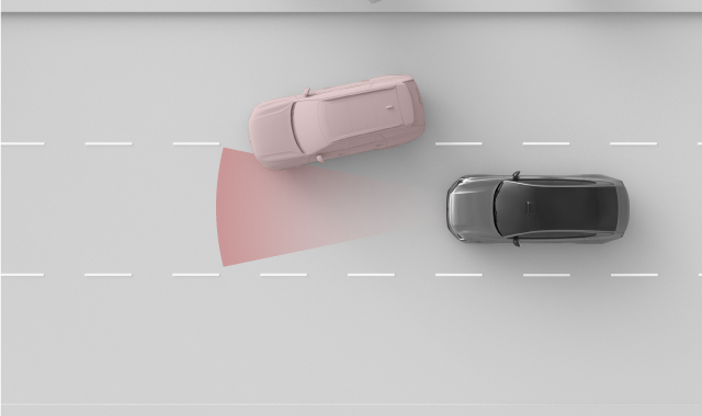 Car turning into radar view